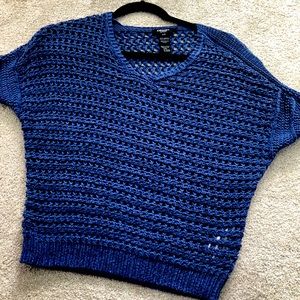 Olsen Europe stunning blue knit shirt
